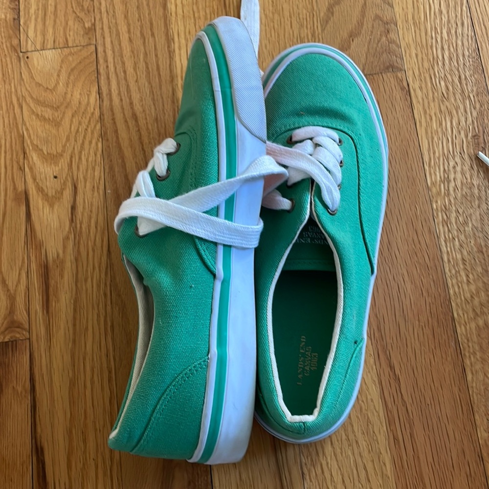 Lands’ End Shoes